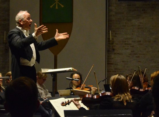 Leo Smeets dirigeert het jubileumconcert